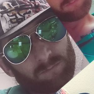 Meet your Posher, Dennis